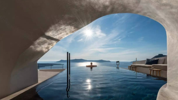 |欧洲相当美丽的沙滩，全家人一起游玩同样合适，让自己得到放松