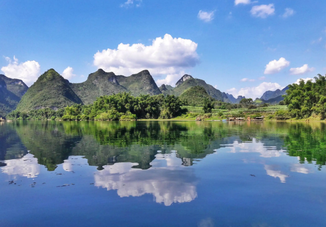 >生活>美食>文章图片文章图片河池 , 是属于广西省管辖下的一座城市
