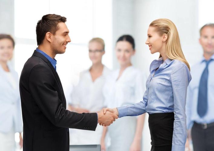 许多|职场上看似发展得好，实际上都是错觉，而不是事实。