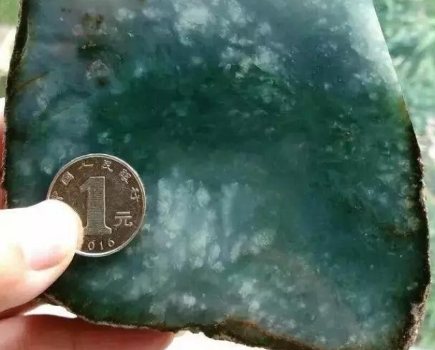 翡翠|翡翠有棉就不能买?一定会贬值吗?这个可不一定