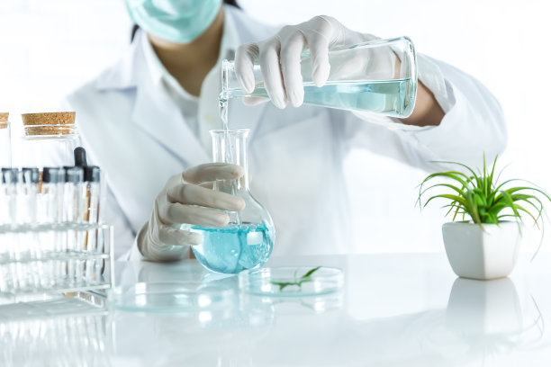 哈佛法学院教授:用小白鼠的脑子模拟了人的大脑