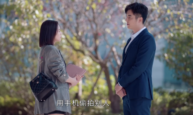 她们的名字|秦海璐带来的《她们的名字》，播出当天，就瞬间拿到了1.5的收视成绩