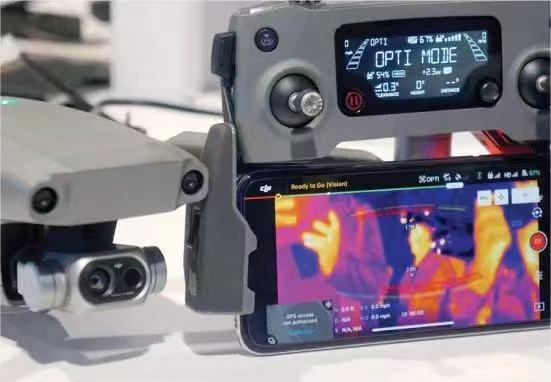 俄乌|俄乌冲突中的国产品牌：宝峰对讲、大疆无人机竟然还有农用车