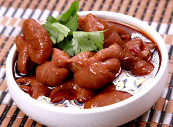 洋葱|吃一口堪比5斤洋葱,提醒:血脂高的人敞开吃,脑梗不敢“上门纠缠”