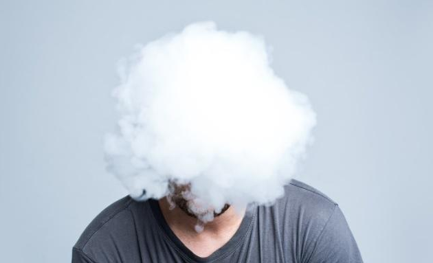 |奉劝:实在戒不了烟的人,三个时间不要抽!为自己着想