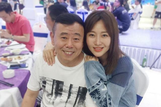 潘阳|父亲被叫“潘子”，29岁嫁富豪老公，39岁潘阳如今过得怎么样？