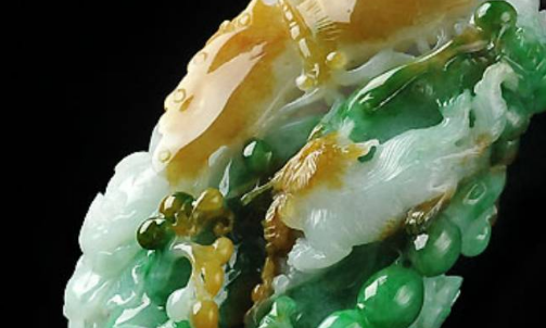 翡翠|市面上少见的墨翠，怎么去辨别真假？用什么分辨出是不是翡翠