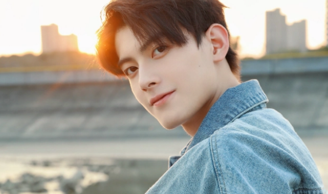 胡可|《谁都知道我爱你》的出圈,也和胡可的高超演技,以及鹤一惊艳的颜值有关