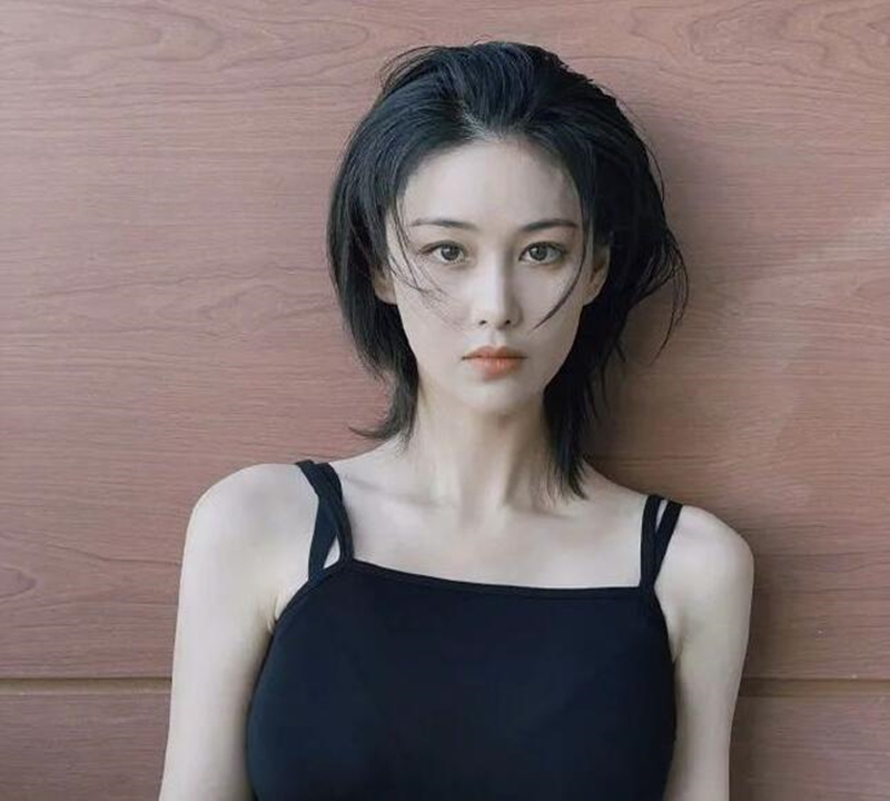 张馨予|张馨予出道多年不温不火，却因皮肤好圈粉无数，素颜模样令人艳羡