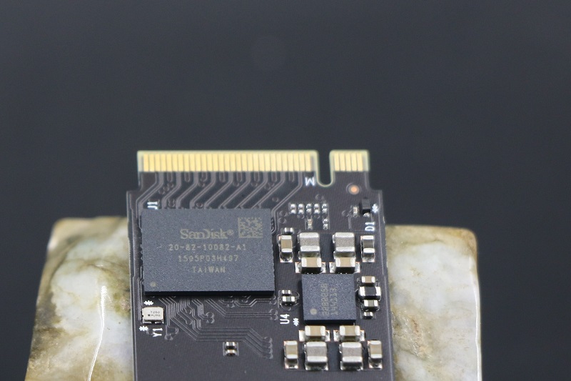 软件|黑色基调  ——西数SN770评测