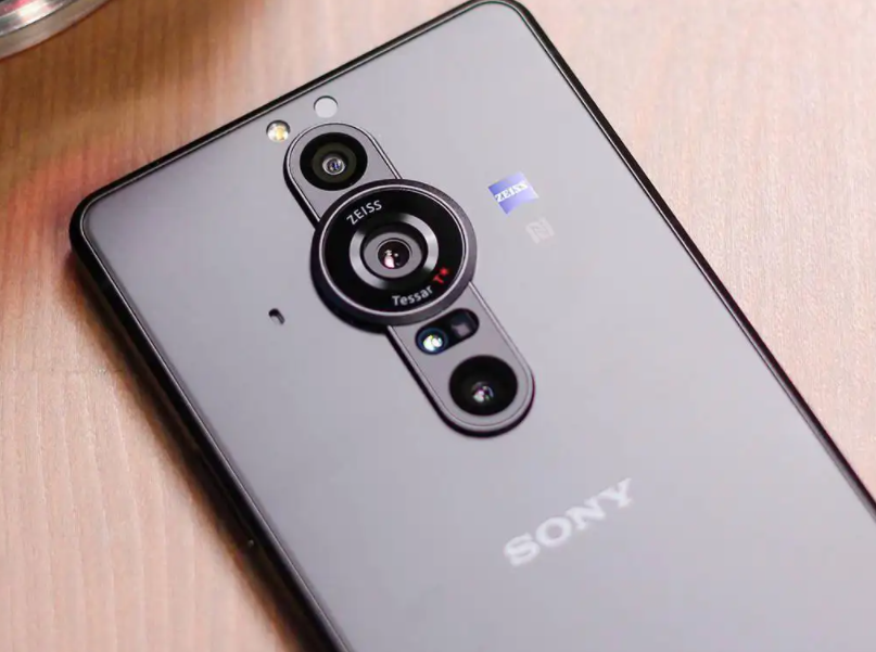 索尼Xperia|索尼 Xperia PRO-I，游戏拍摄都在行，复古情怀少不了