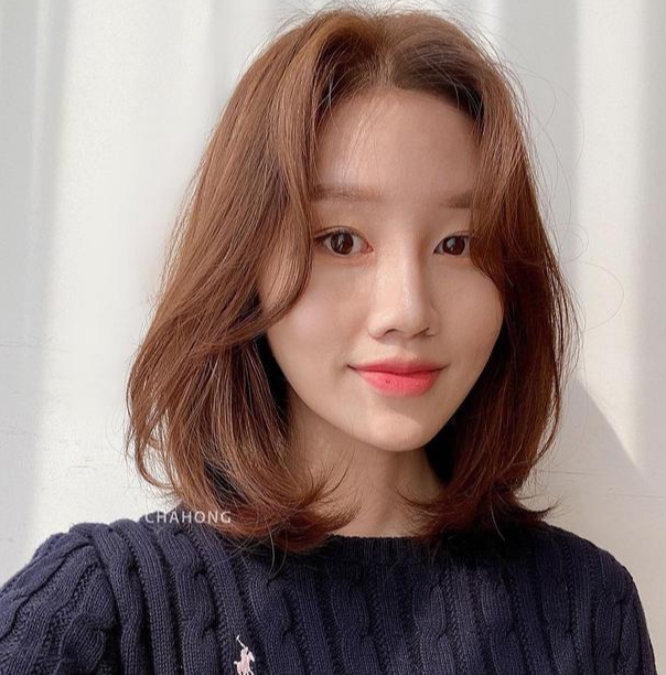 流行 15款新流行女发，不分长短都很美，很多爱美的女性都在剪