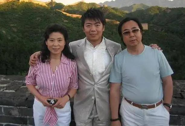 电影|朗朗的父亲曾说：“当年刘亦菲想追我的儿子，但是被我拒绝了”