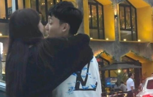 徐杰|秀恩爱！徐杰过生日，女粉丝深夜送祝福，正牌女友：我的乖乖