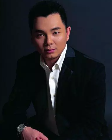 李湘|他破产时被李湘抛弃，东山再起身价超30亿，却依然忘不掉前妻