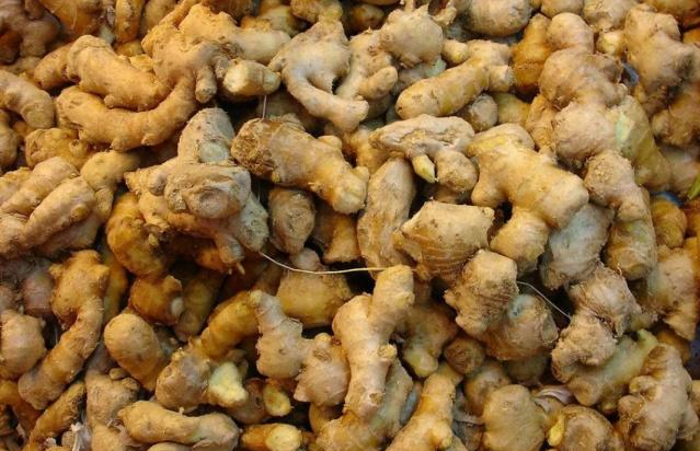 乙肝|这3种食物一口都别吃,容易损伤肝脏,还可能招来“肝硬化”