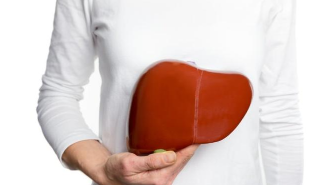 焦虑症|若肝功能下降,身体可能会出现4大变化,要尽快检查