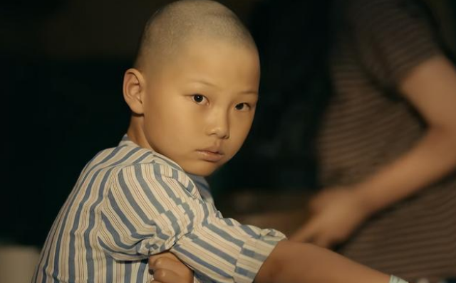 央视|《亲爱的小孩》主角都迎来了美好的结局，但却还存在意难平，让人感到十分憋屈