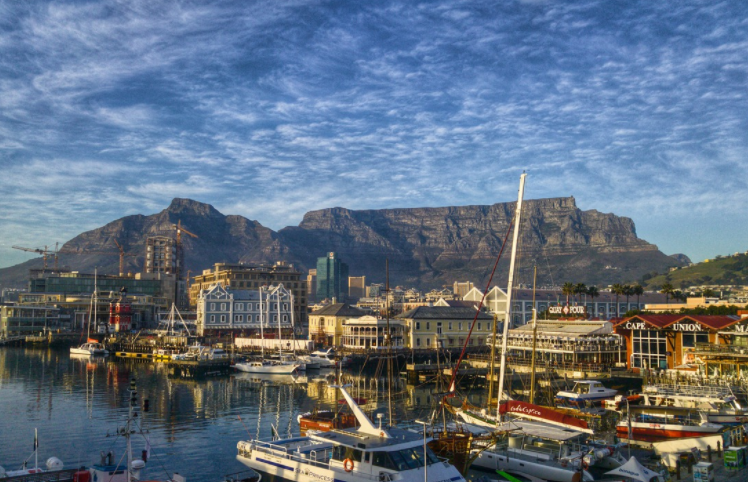江南百景图|开普半岛北端的开普敦,地名意为海角之城,它是南非最古老的城市