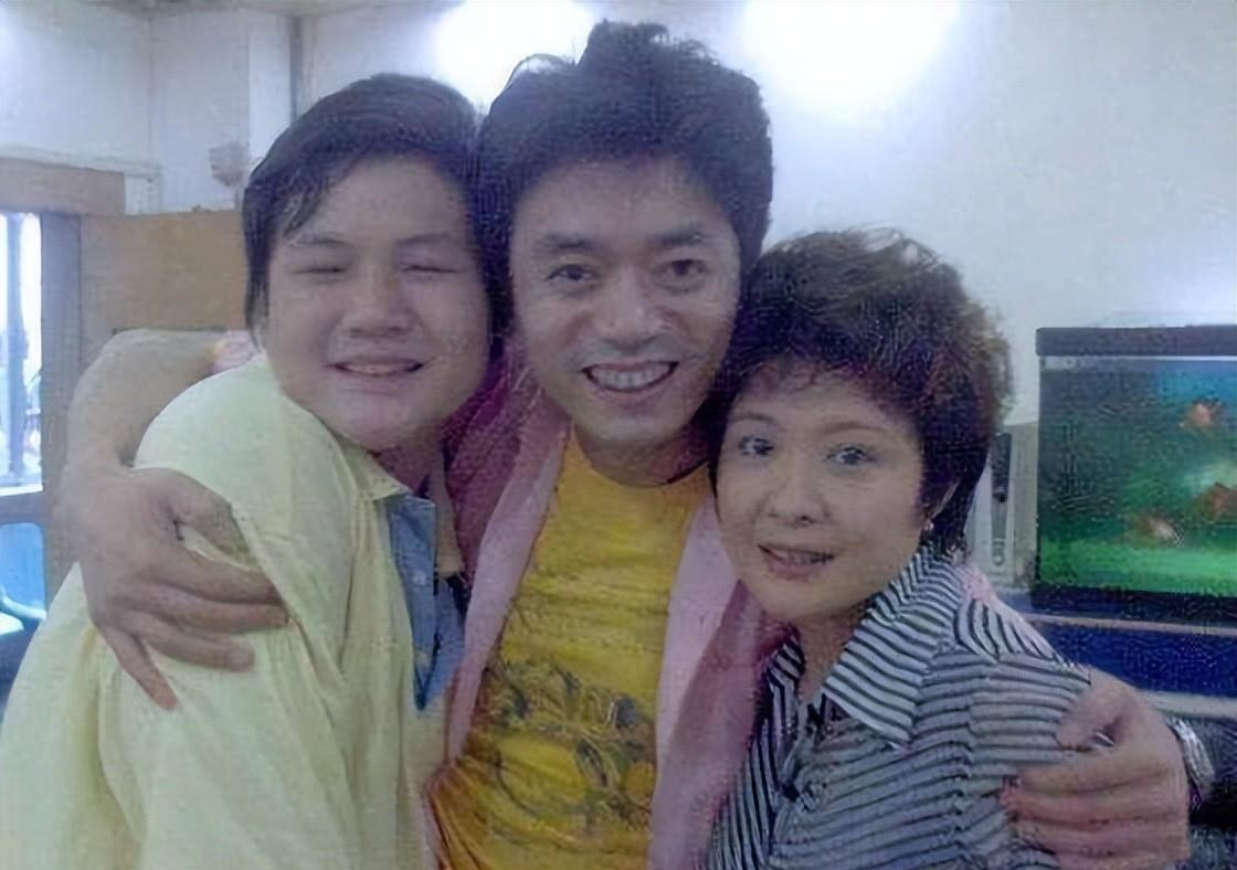 丁玲|丁玲,外来媳妇本地郎里的常香兰,她与老公,都已是白发苍苍