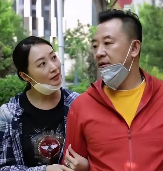 黄海波|退圈8年,黄海波现状真的很凄惨?一辆车暴露了他的经济状况