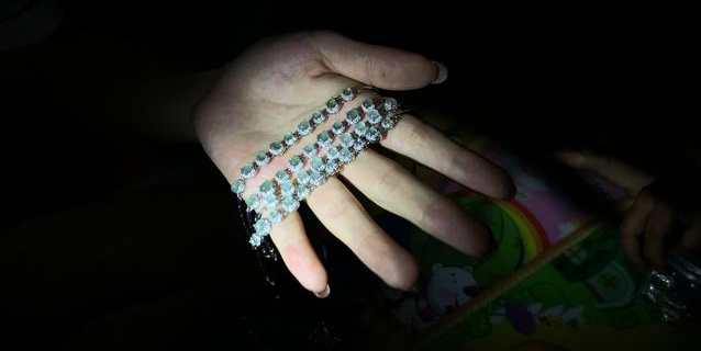 翡翠|之前有翠友问我卖翡翠的缅甸兄弟是不是很有钱？