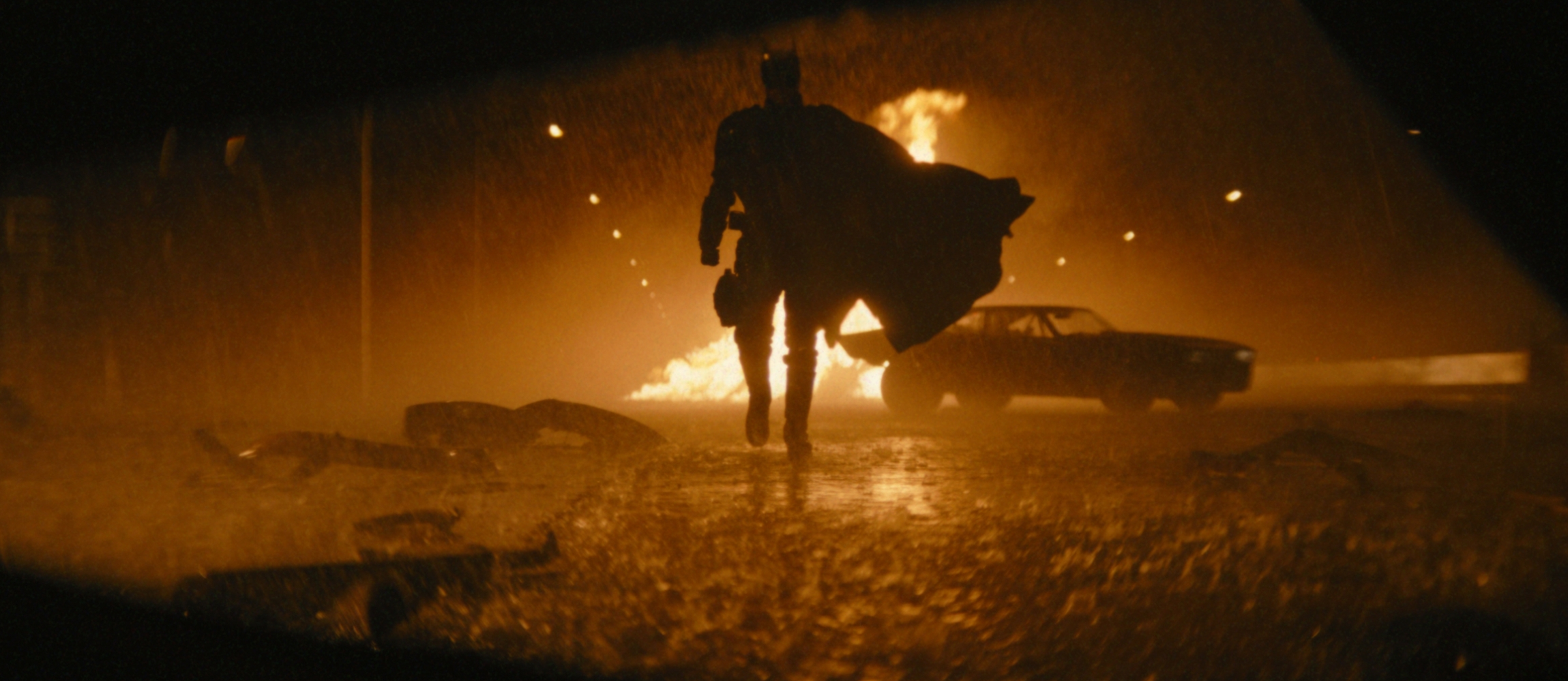 新蝙蝠侠|《新蝙蝠侠》首周末票房破15.6亿，有望超越《水门桥》夺全球年冠