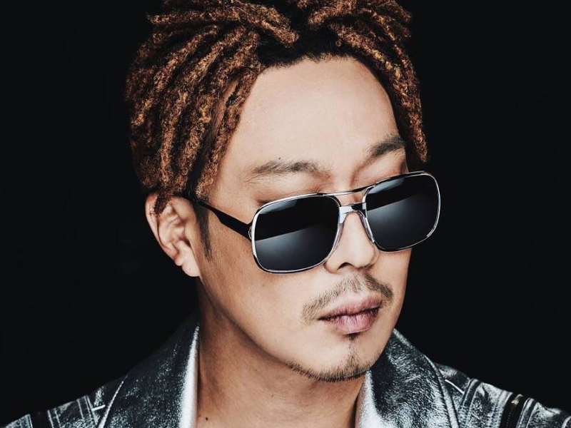 河东勋|从不停止奔跑的河东勋，唱歌主持样样行，事业爱情双丰收惹人羡