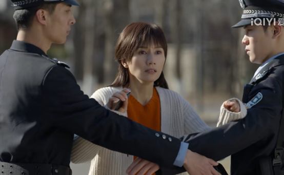 穿衣搭配|《玫瑰之战》黄晓明&袁泉律师界大杀四方,10多年后再续旧时情