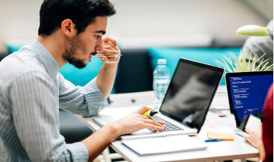 程序员|为什么说程序员是一个极度劳累的工作？