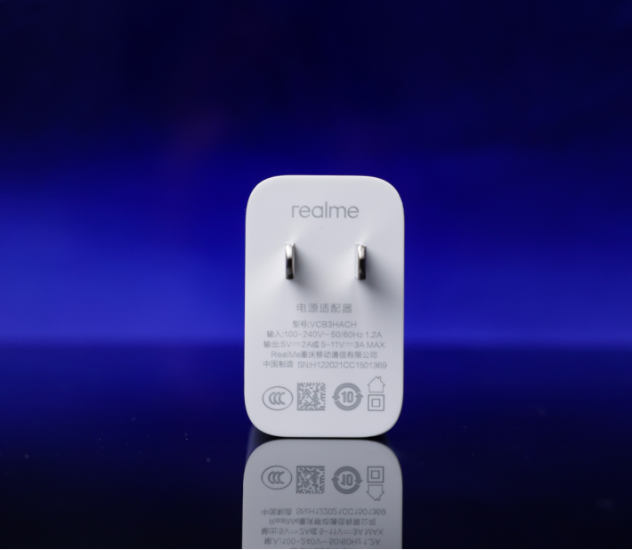 realme|12GB+256GB!realme V25国潮手机体验