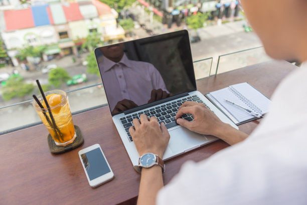 |“工作就是工作”,是提升职场价值的基础.