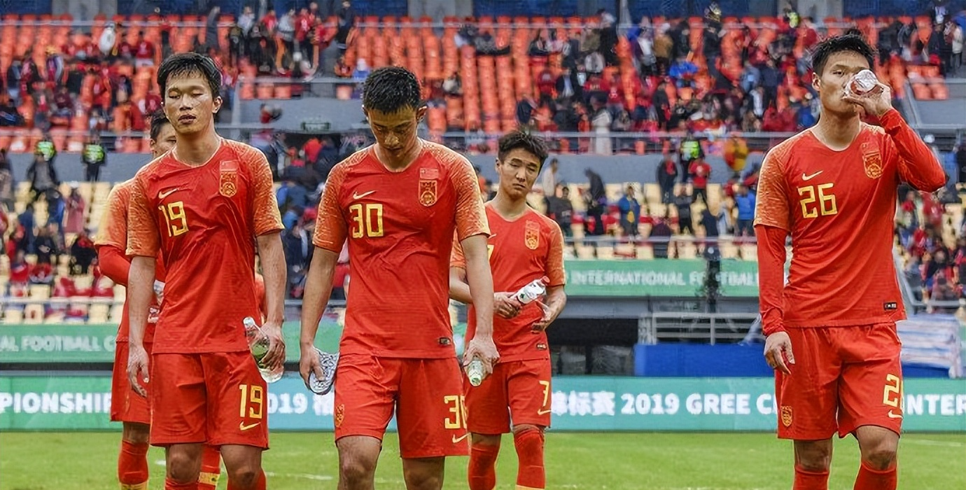 国足|现在的球员加入国家男足是图什么？
