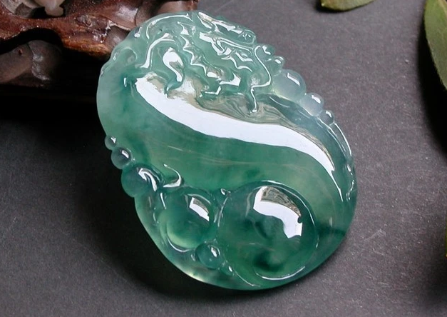 文玩|翡翠的收藏很复杂,收藏翡翠的时候一定要用心,这7点要了解