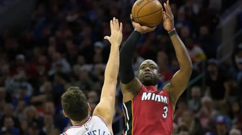 热火队|NBA：热火与76人交锋，热火更胜一筹！