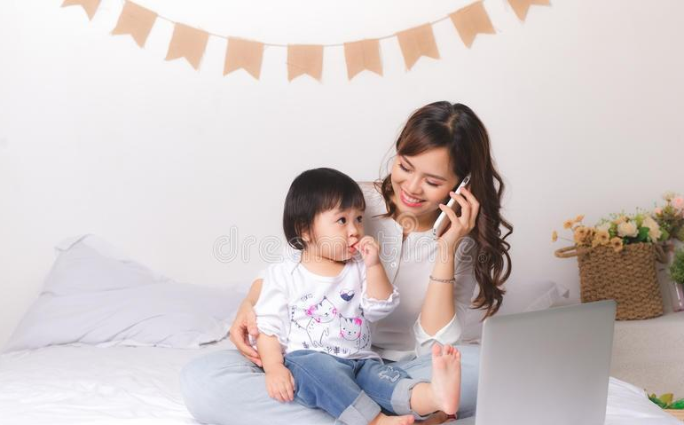 全职妈妈|我不只是妈妈，更是闪闪发光的自己