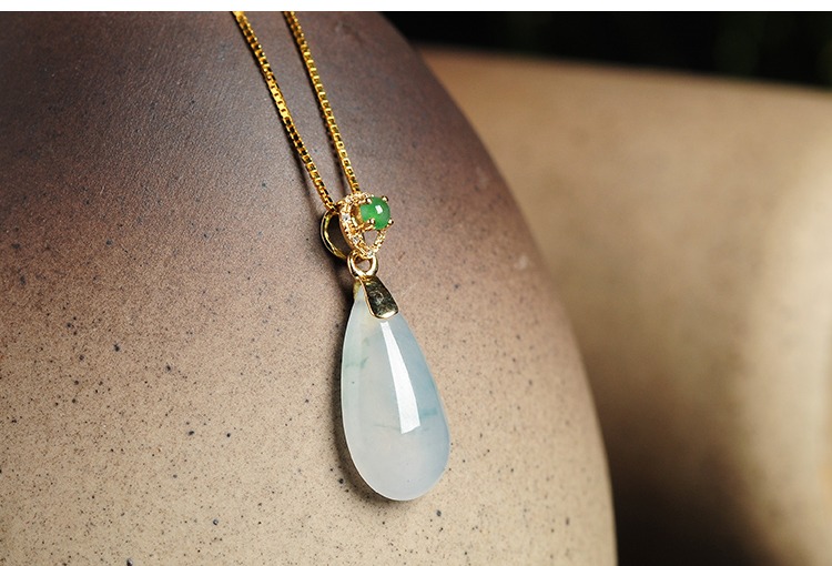 紫檀|翡翠的产地很多，危地马拉的翡翠，为什么不受欢迎？