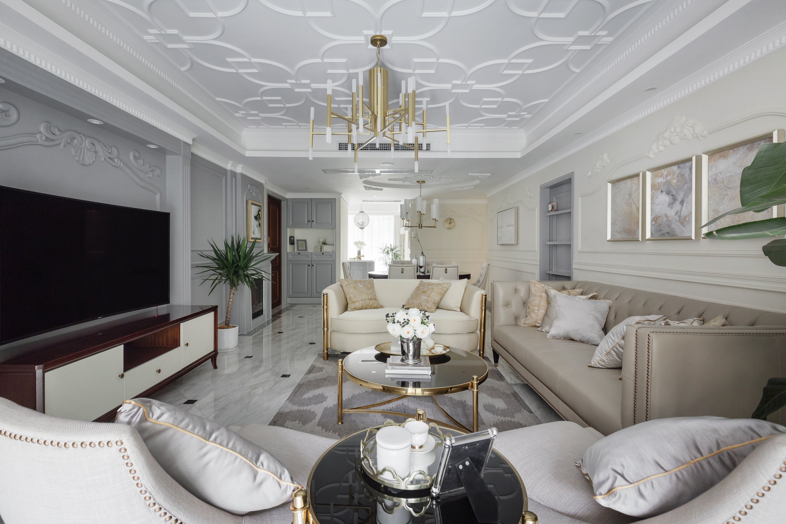 电视壁挂还是放桌上?看完你就知道了!