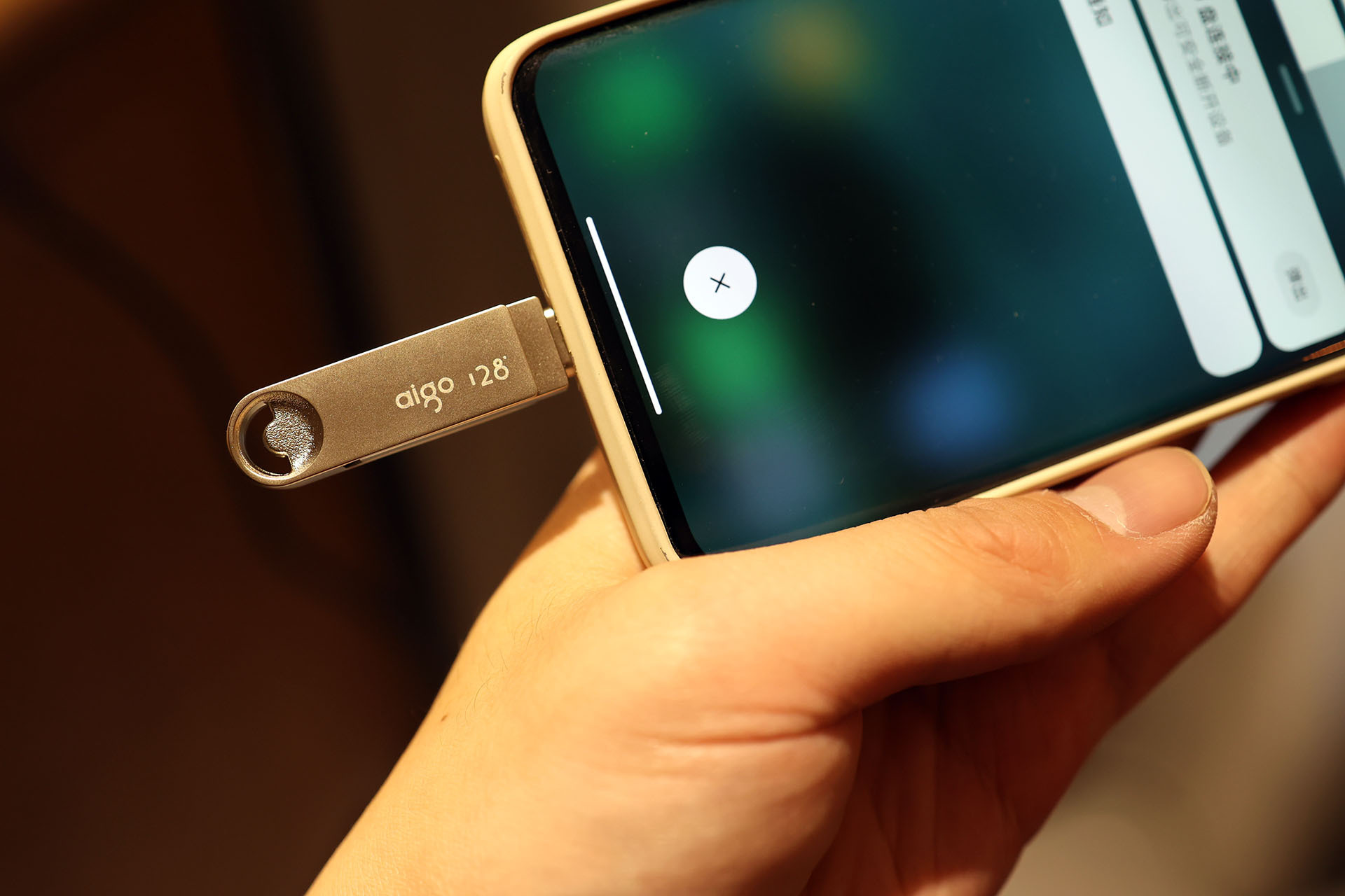 USB|有了它,只需转一下,玩转不同设备间的文件传输