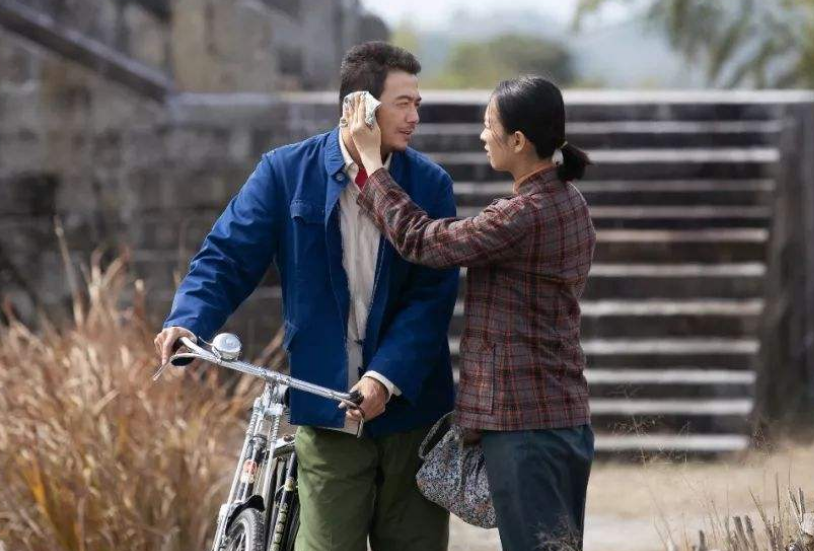 春晚|电视剧《大江大河》,小人物奋斗爬到半山腰,才发现深深的无力感