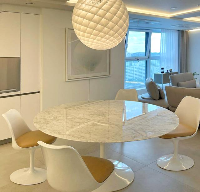 为了孩子，跟父母换套房，敲掉多余的墙，4室2厅改3室1厅舒服多了