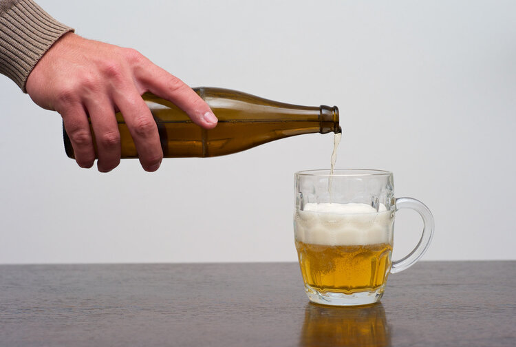 近视|忠告:高血压不想脑出血,3种食物最好别碰!再想吃也要忍住