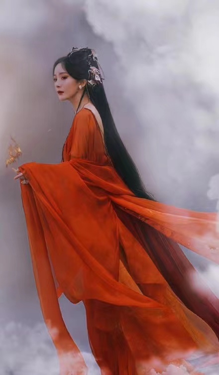 |《狐妖小红娘》杨幂最新路透,继青丘白浅后,美得心惊动魄