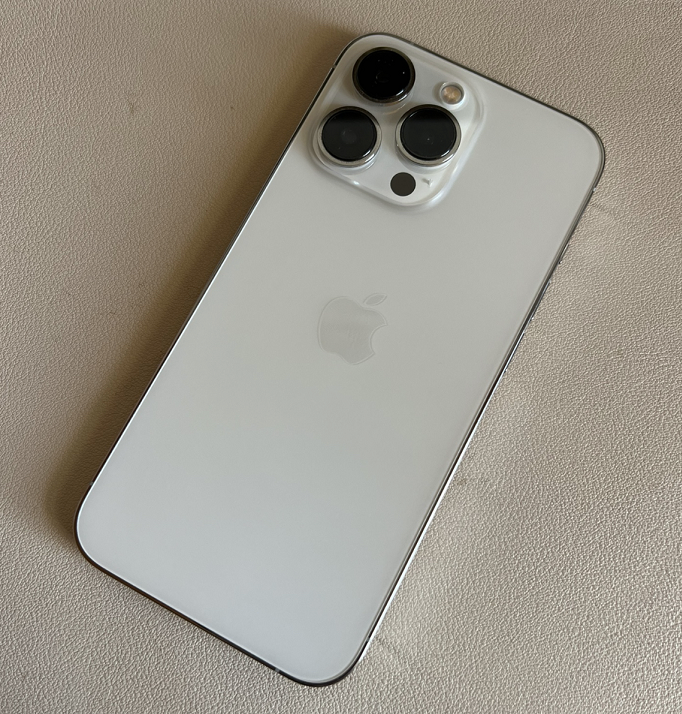 iphone13 pro|对比iPhone14，网友最终入手iPhone13Pro，称性价比更高！