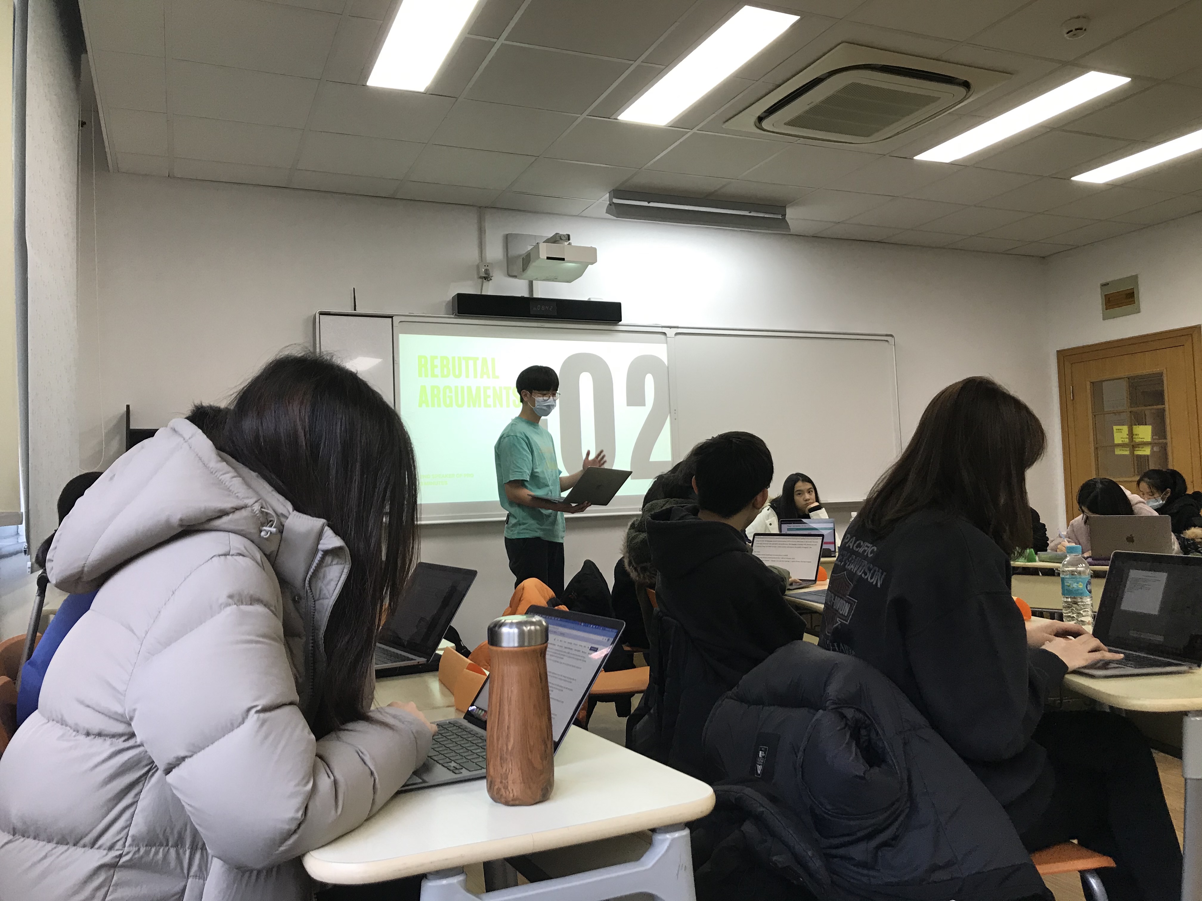 银行|将职业教育渗透到高中生物教学中的实践研究