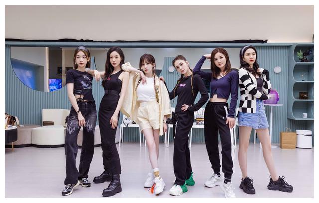 车晓|《浪姐3》姐姐们商业价值猛增，刘恋数量最多，胡杏儿质量最高