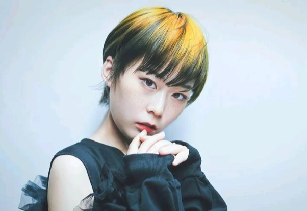 发型 发型要想不过时，选择这4种发型就对了，洋气瘦脸美美哒