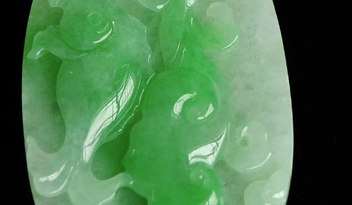 翡翠|教你这几个方法，轻轻松松就鉴别翡翠真假，不用什么仪器了