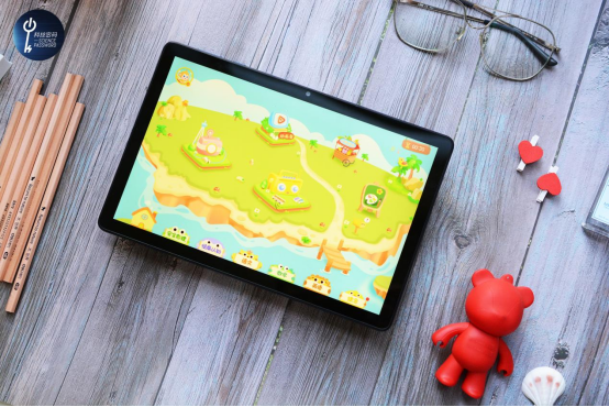 华为matepad se|便携式的华为MatePad SE亮相，售价1499元起