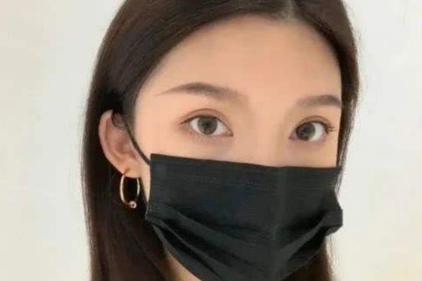 胡萝卜 放大双眼的口罩妆容，拒绝土气和平庸，快来get吧